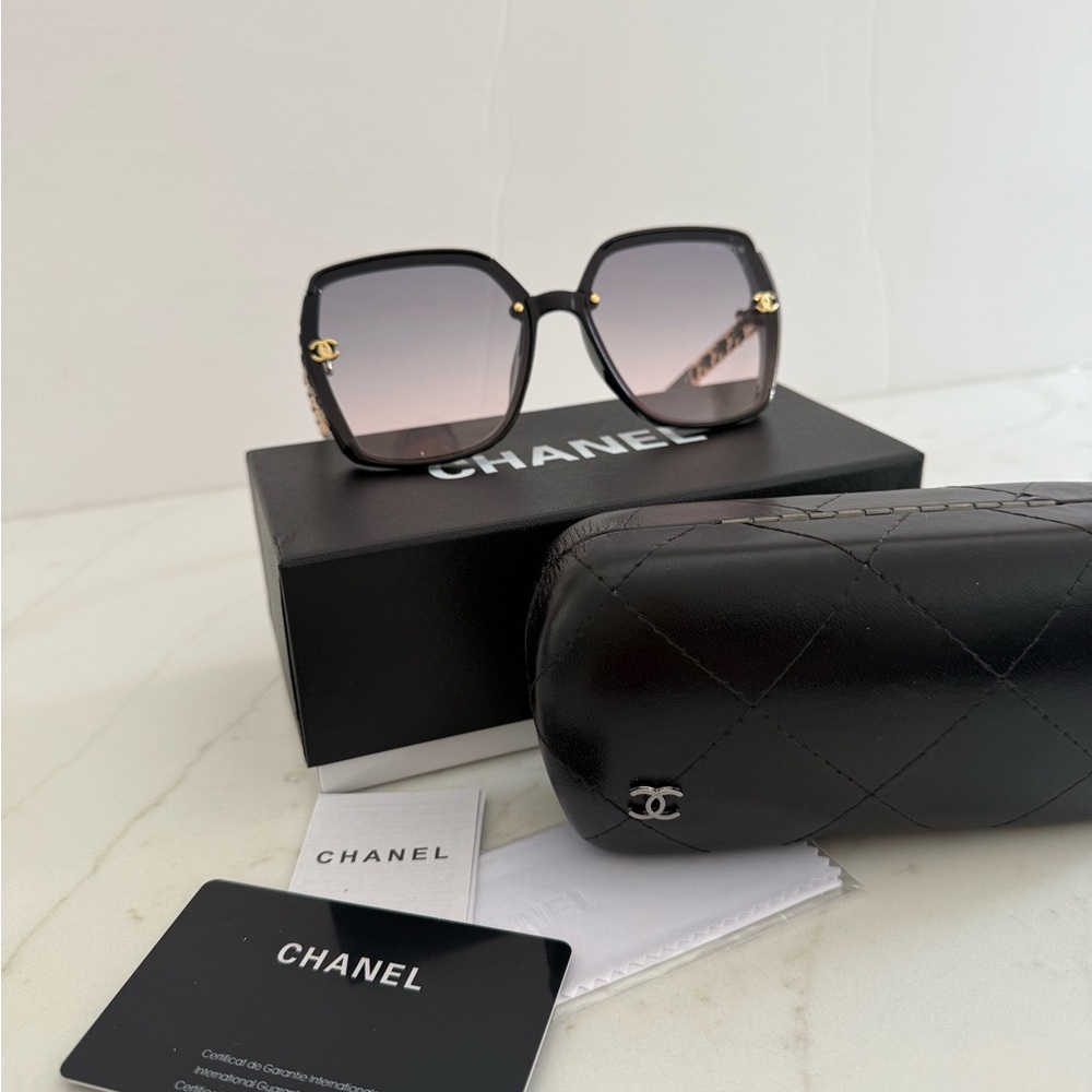 CHANEL Black and Gold Sunglasses - Picture 9 of 9